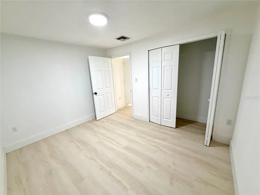 Address Not Shown Holiday, FL 34691