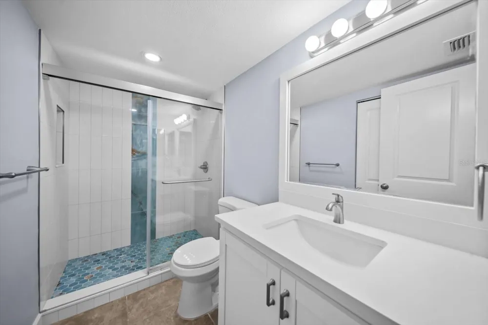 7530 SUNSHINE SKYWAY LANE S #T30 St Petersburg, FL 33711