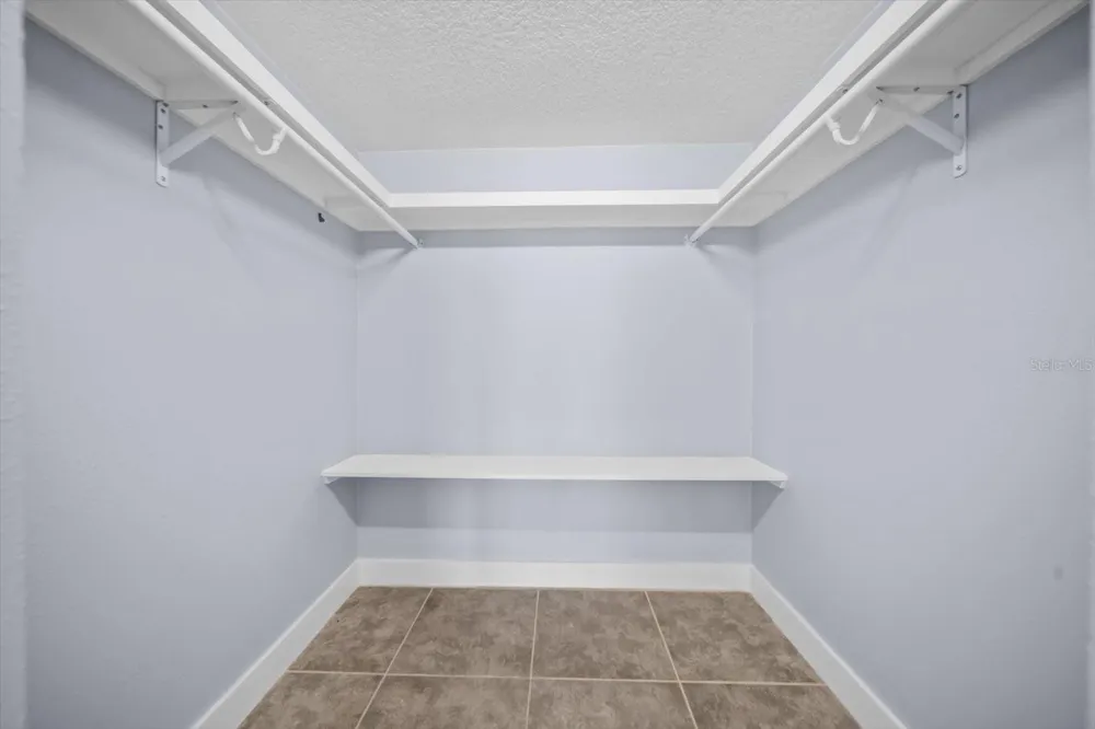 7530 SUNSHINE SKYWAY LANE S #T30 St Petersburg, FL 33711