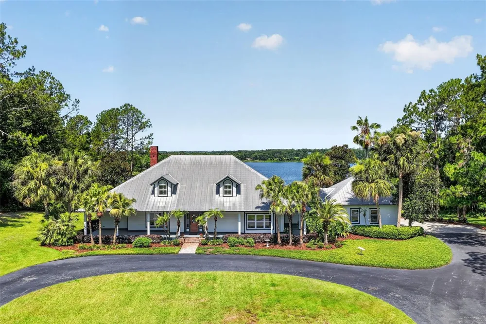22625 LAKE SENECA ROAD Eustis, FL 32736