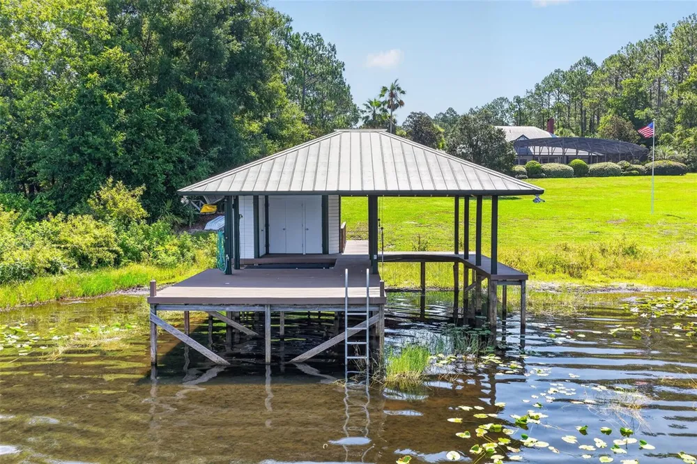 22625 LAKE SENECA ROAD Eustis, FL 32736