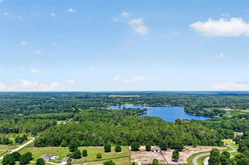 22625 LAKE SENECA ROAD Eustis, FL 32736