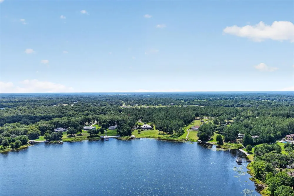22625 LAKE SENECA ROAD Eustis, FL 32736