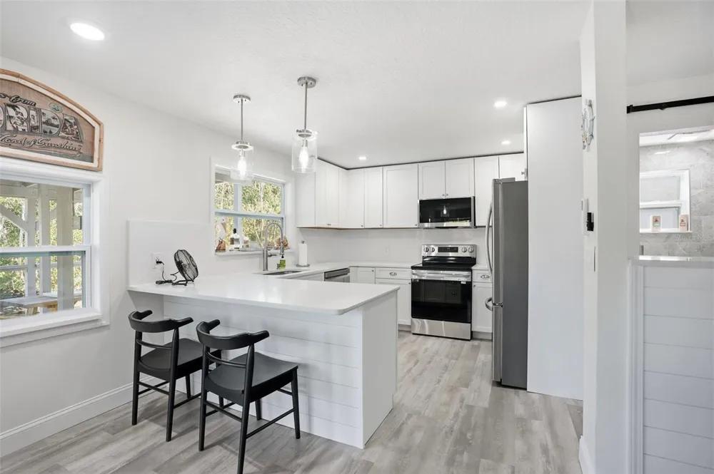 7266 TROPICAL DRIVE Weeki Wachee, FL 34607