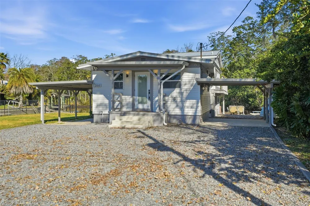 7266 TROPICAL DRIVE Weeki Wachee, FL 34607