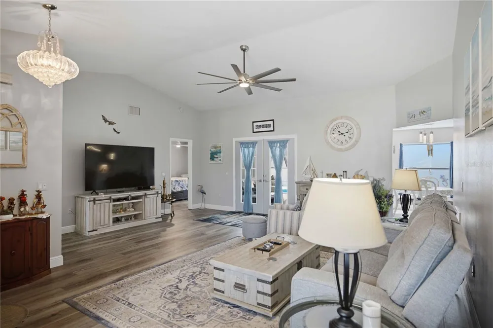 735 W STARJASMINE PLACE Beverly Hills, FL 34465