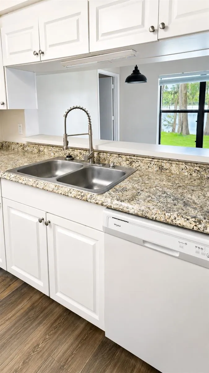 703 NORTHLAKE DRIVE #703 Sanford, FL 32773