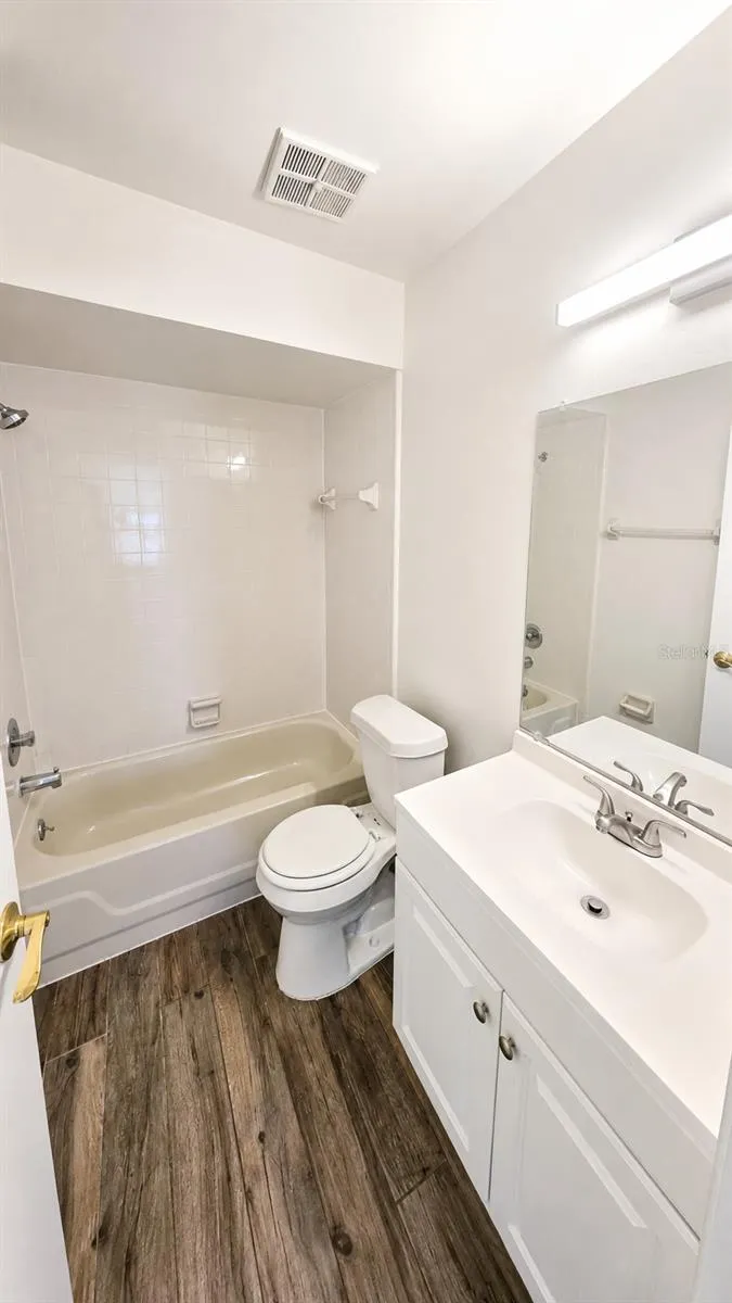 703 NORTHLAKE DRIVE #703 Sanford, FL 32773
