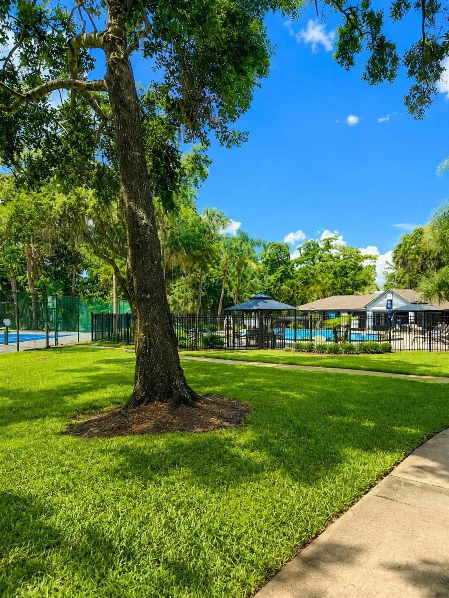 703 NORTHLAKE DRIVE #703 Sanford, FL 32773