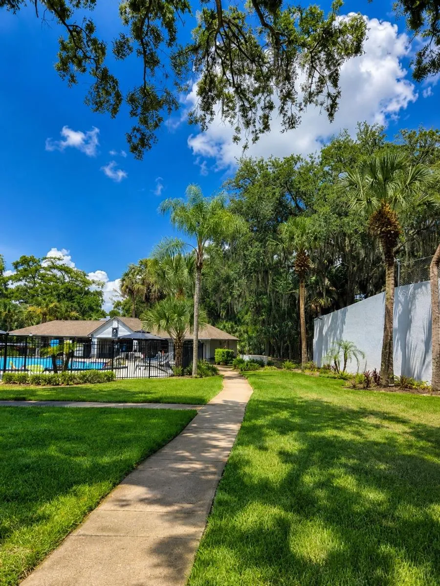 703 NORTHLAKE DRIVE #703 Sanford, FL 32773