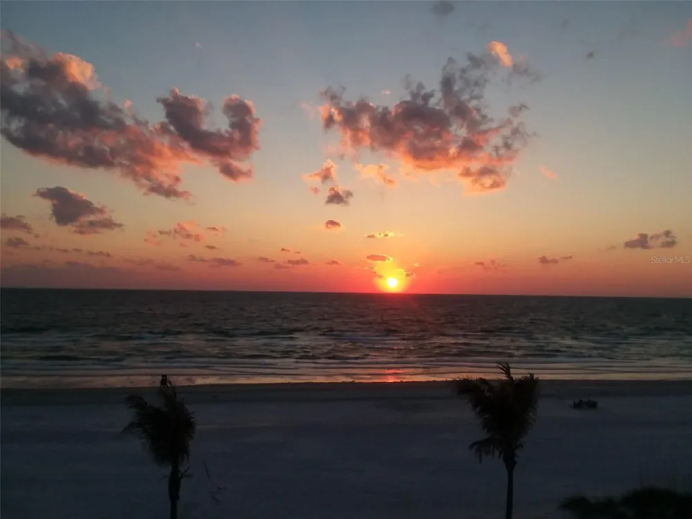 2505 BAY BOULEVARD #1 Indian Rocks Beach, FL 33785