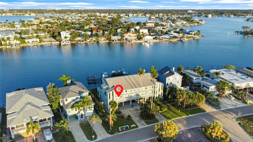 2505 BAY BOULEVARD #1 Indian Rocks Beach, FL 33785