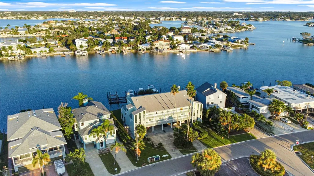 2505 BAY BOULEVARD #1 Indian Rocks Beach, FL 33785