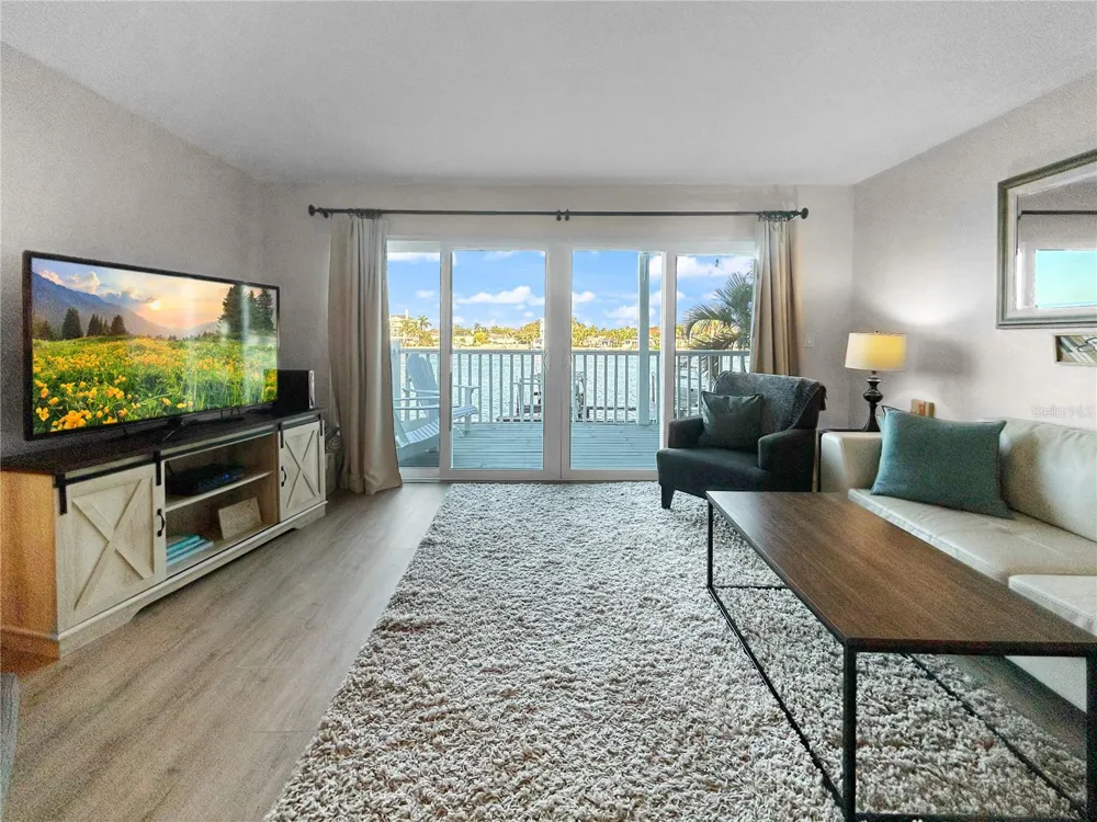 2505 BAY BOULEVARD #1 Indian Rocks Beach, FL 33785