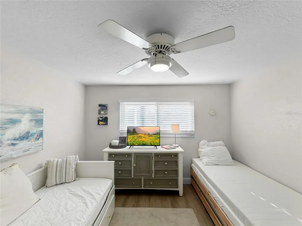2505 BAY BOULEVARD #1 Indian Rocks Beach, FL 33785