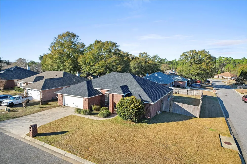 6622 HALLENDALE DRIVE Pensacola, FL 32526
