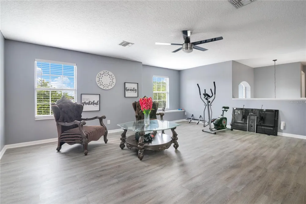 5047 ADAIR OAK DRIVE Orlando, FL 32829