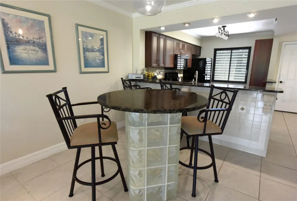 5231 LAKE VILLAGE DRIVE #27 Sarasota, FL 34235