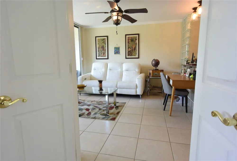 5231 LAKE VILLAGE DRIVE #27 Sarasota, FL 34235
