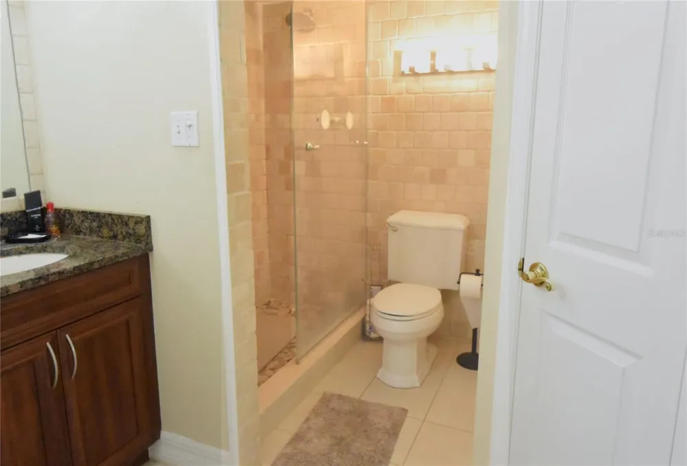 5231 LAKE VILLAGE DRIVE #27 Sarasota, FL 34235