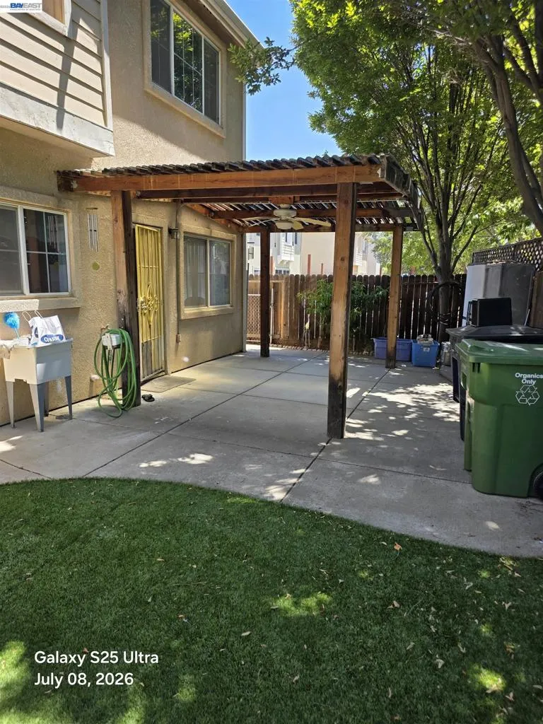 4341 Burr Court Tracy, CA 95377