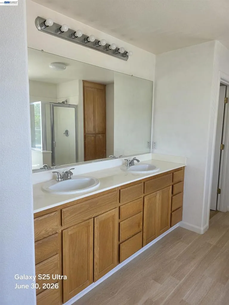 4341 Burr Court Tracy, CA 95377