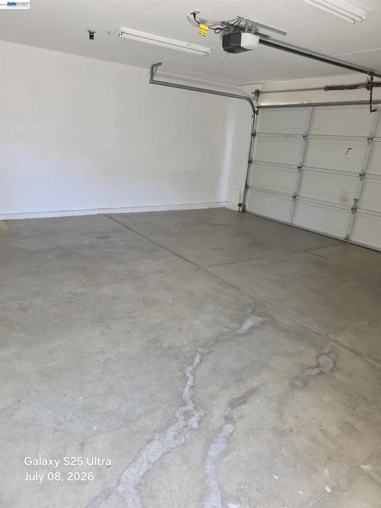 4341 Burr Court Tracy, CA 95377
