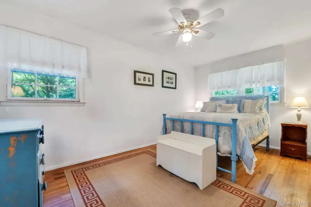 64 Cove Hollow Road East Hampton, NY 11937