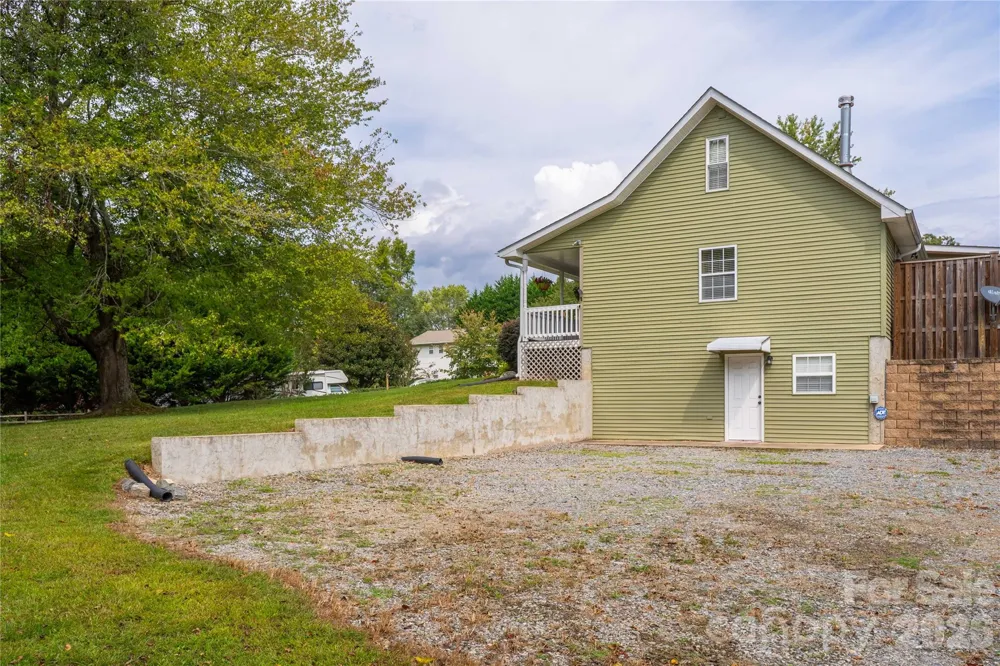 43 Evan Tyler Lane Horse Shoe, NC 28742