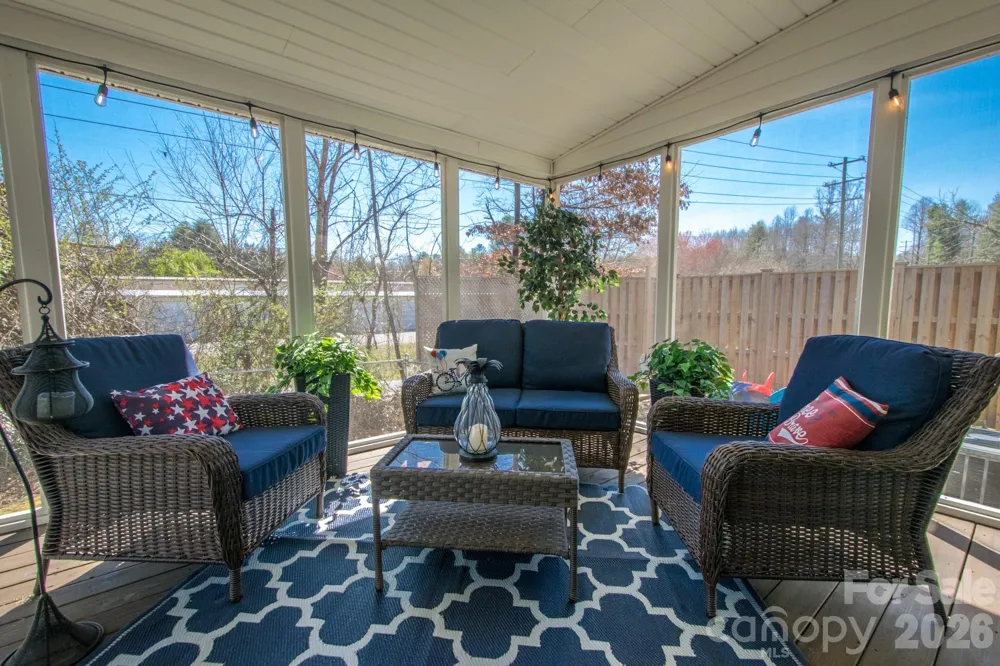 43 Evan Tyler Lane Horse Shoe, NC 28742