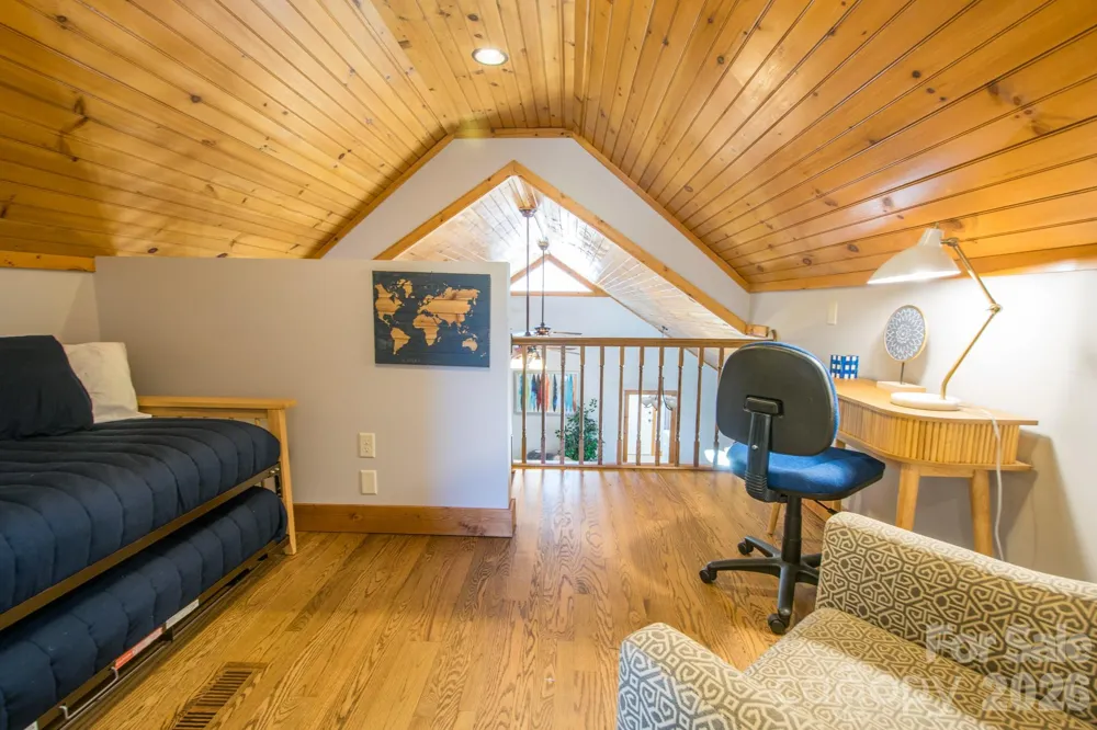 43 Evan Tyler Lane Horse Shoe, NC 28742