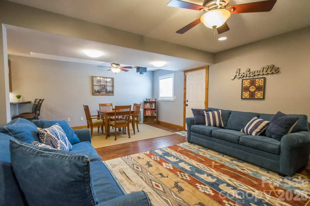 43 Evan Tyler Lane Horse Shoe, NC 28742
