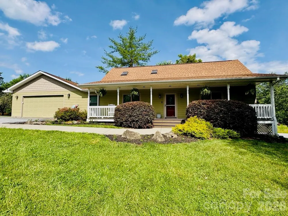 43 Evan Tyler Lane Horse Shoe, NC 28742