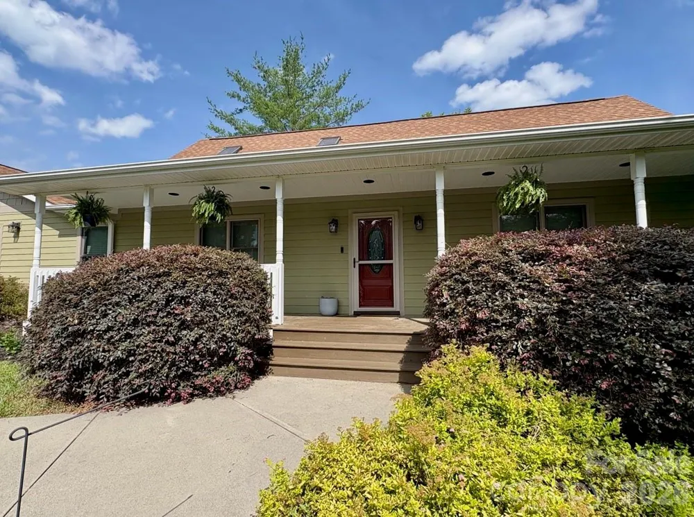 43 Evan Tyler Lane Horse Shoe, NC 28742