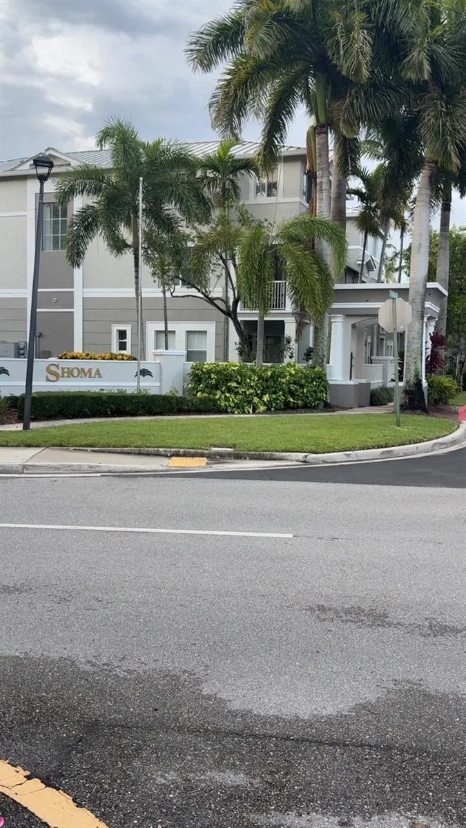 3608 Shoma Drive Royal Palm Beach, FL 33414