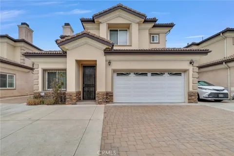 5345 Santa Anita