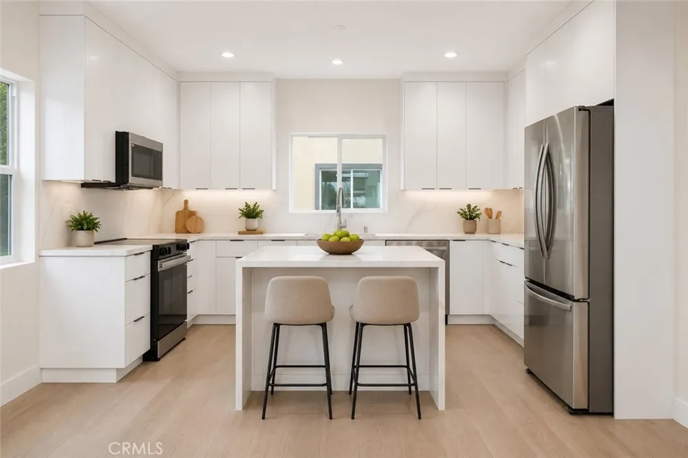 4100 Spencer Torrance, CA 90503