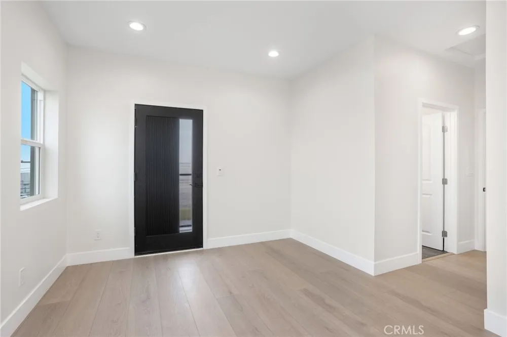 4100 Spencer Torrance, CA 90503