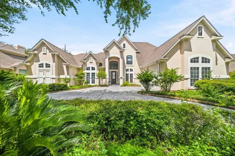 1606 Clearwater Creek Drive