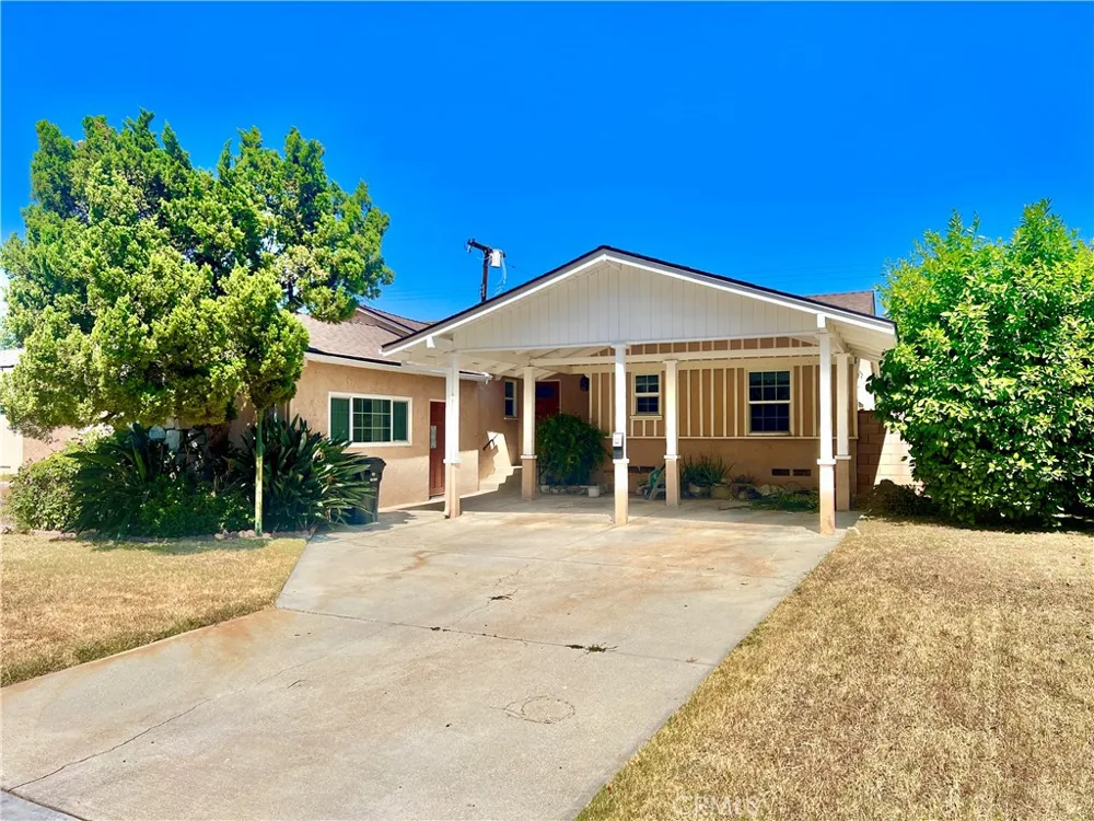 16527 Superior Northridge, CA 91343