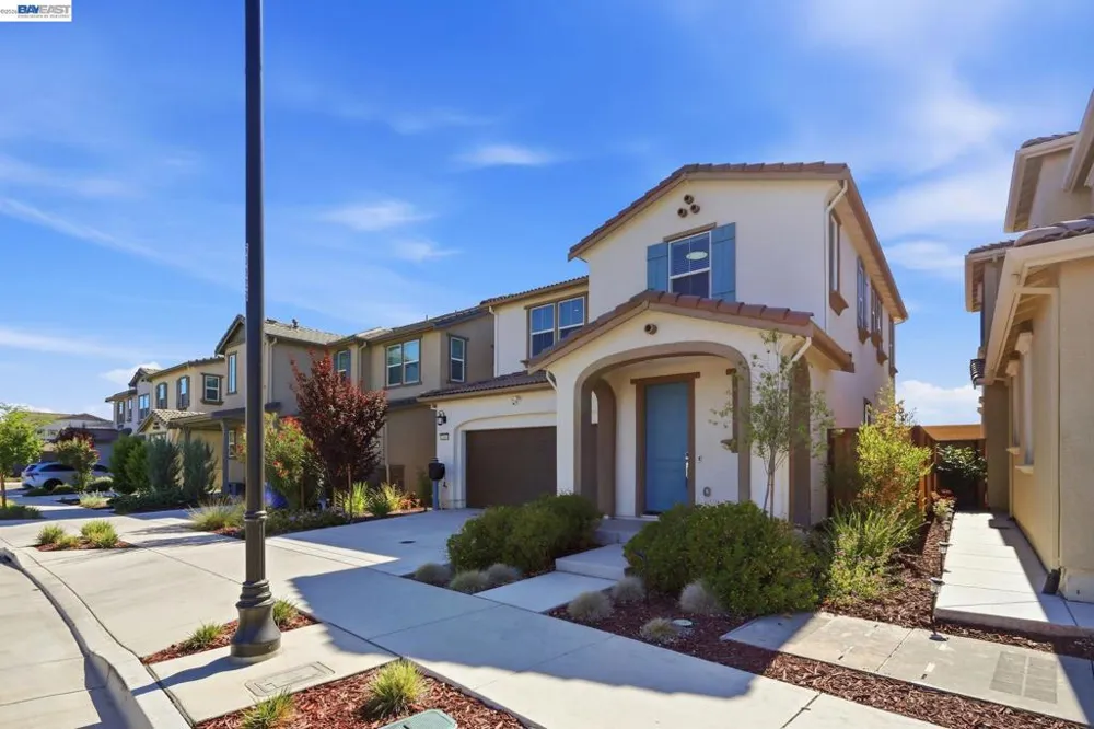 7149 Diamond Ave Tracy, CA 95377