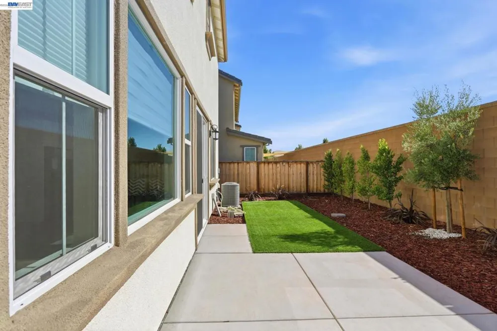 7149 Diamond Ave Tracy, CA 95377