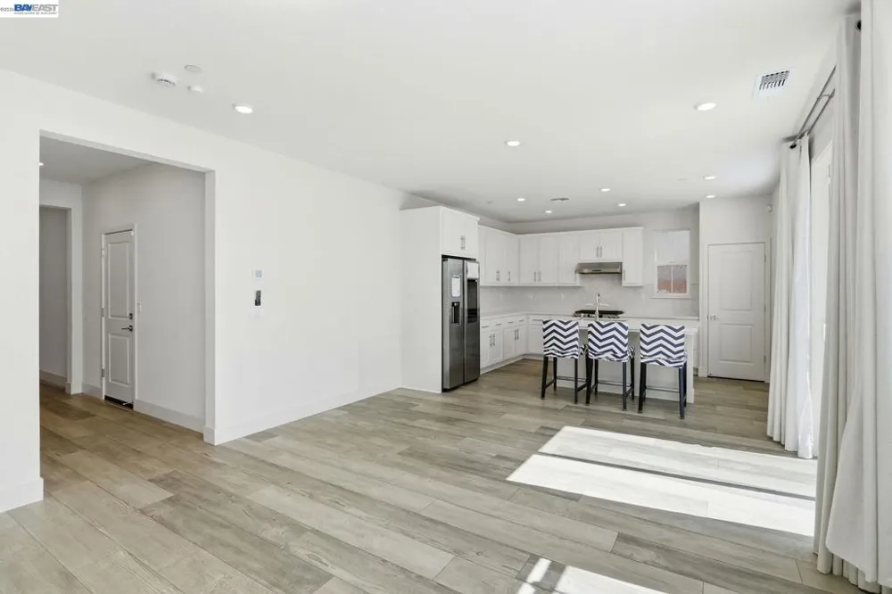 7149 Diamond Ave Tracy, CA 95377