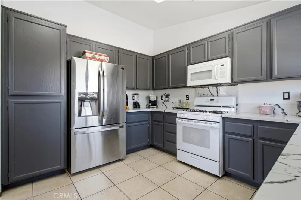 14513 Palm Street Adelanto, CA 92301