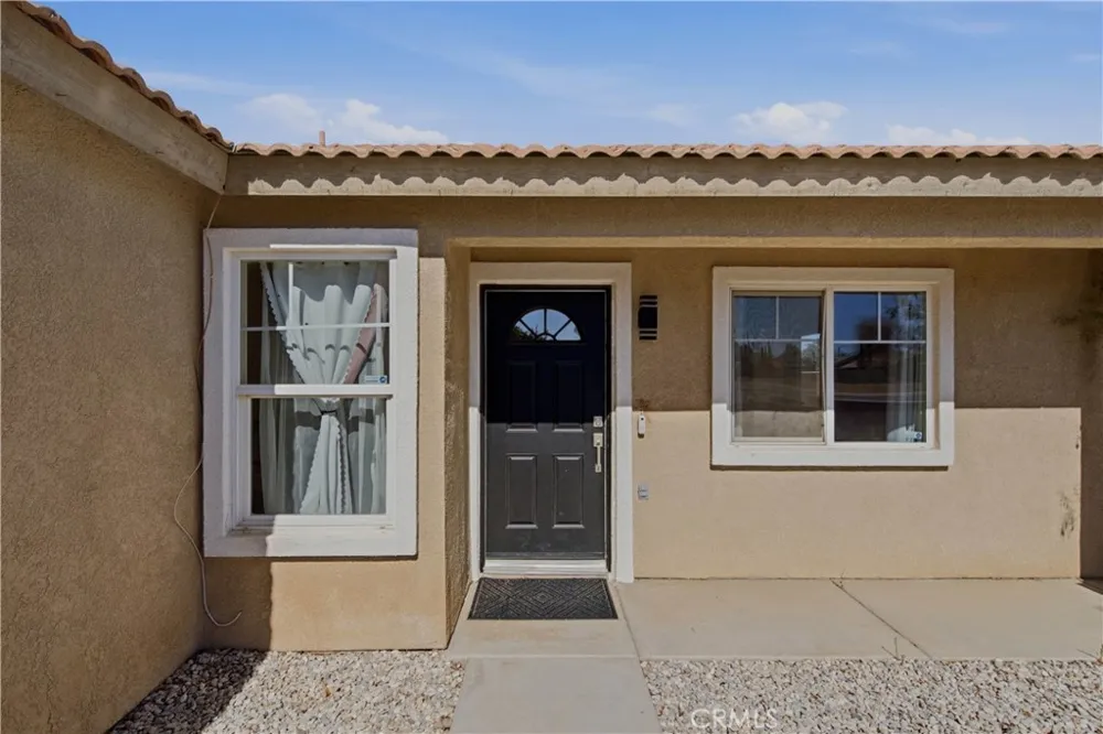 14513 Palm Street Adelanto, CA 92301