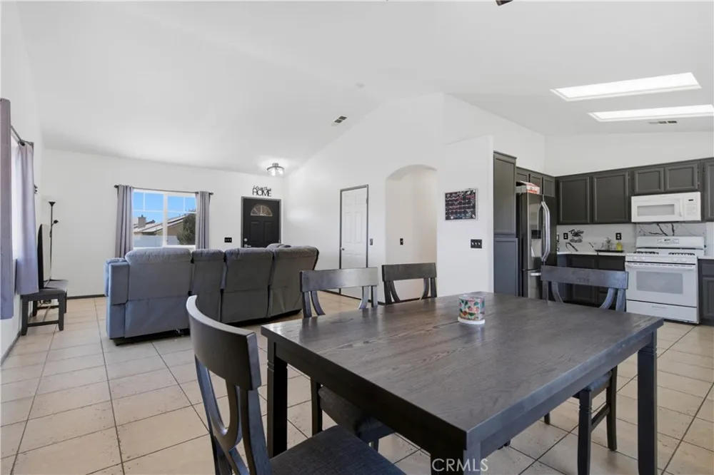14513 Palm Street Adelanto, CA 92301