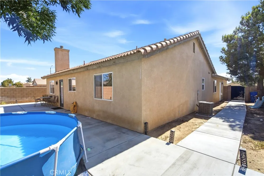 14513 Palm Street Adelanto, CA 92301