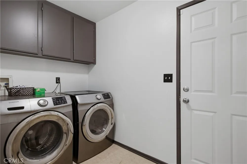 14513 Palm Street Adelanto, CA 92301
