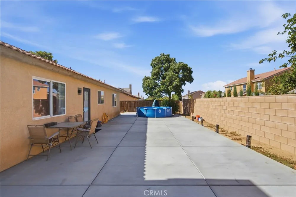 14513 Palm Street Adelanto, CA 92301