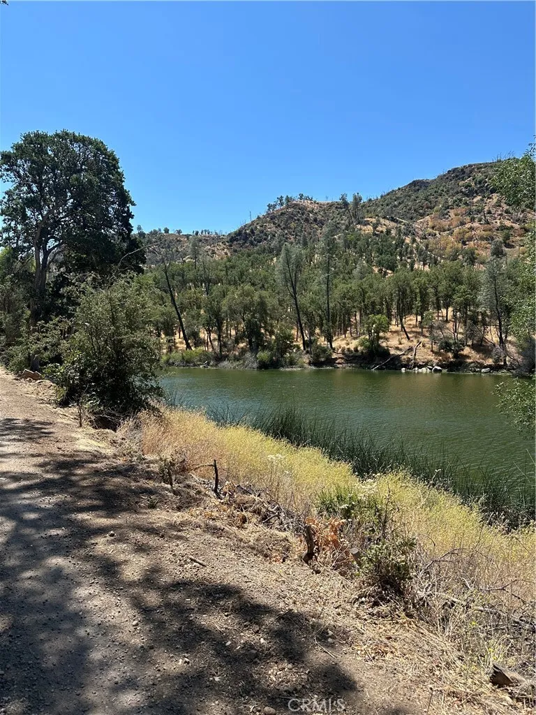17012 Dam Clearlake, CA 95422